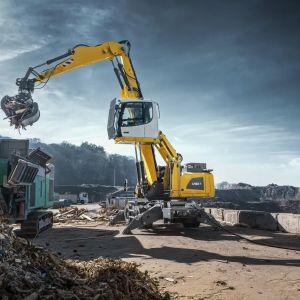 Hydraulic Pump Overhaul: Restoring Original Performance on a Liebherr LH26
